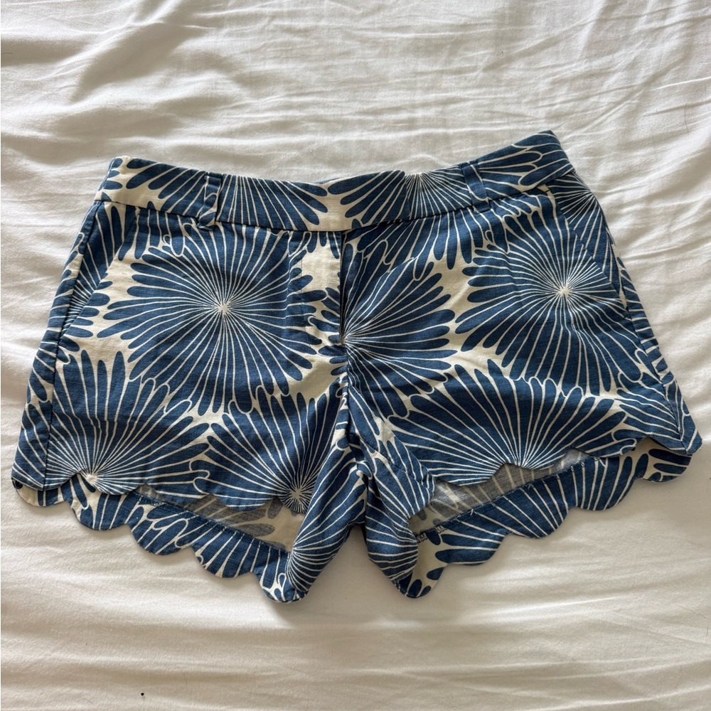 Blue pattered Scallop Hem Women’s Shorts